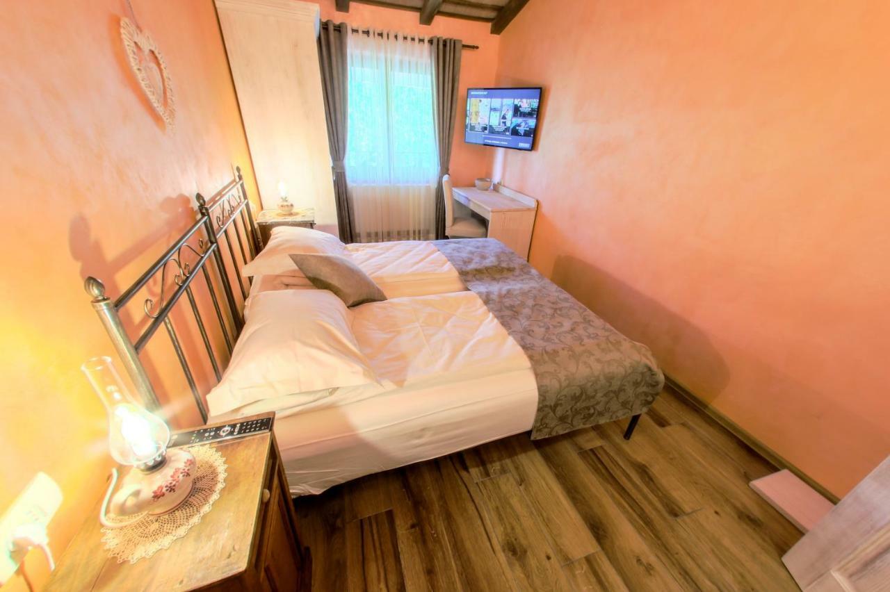Cebron Family Estate Hotel Branik Luaran gambar